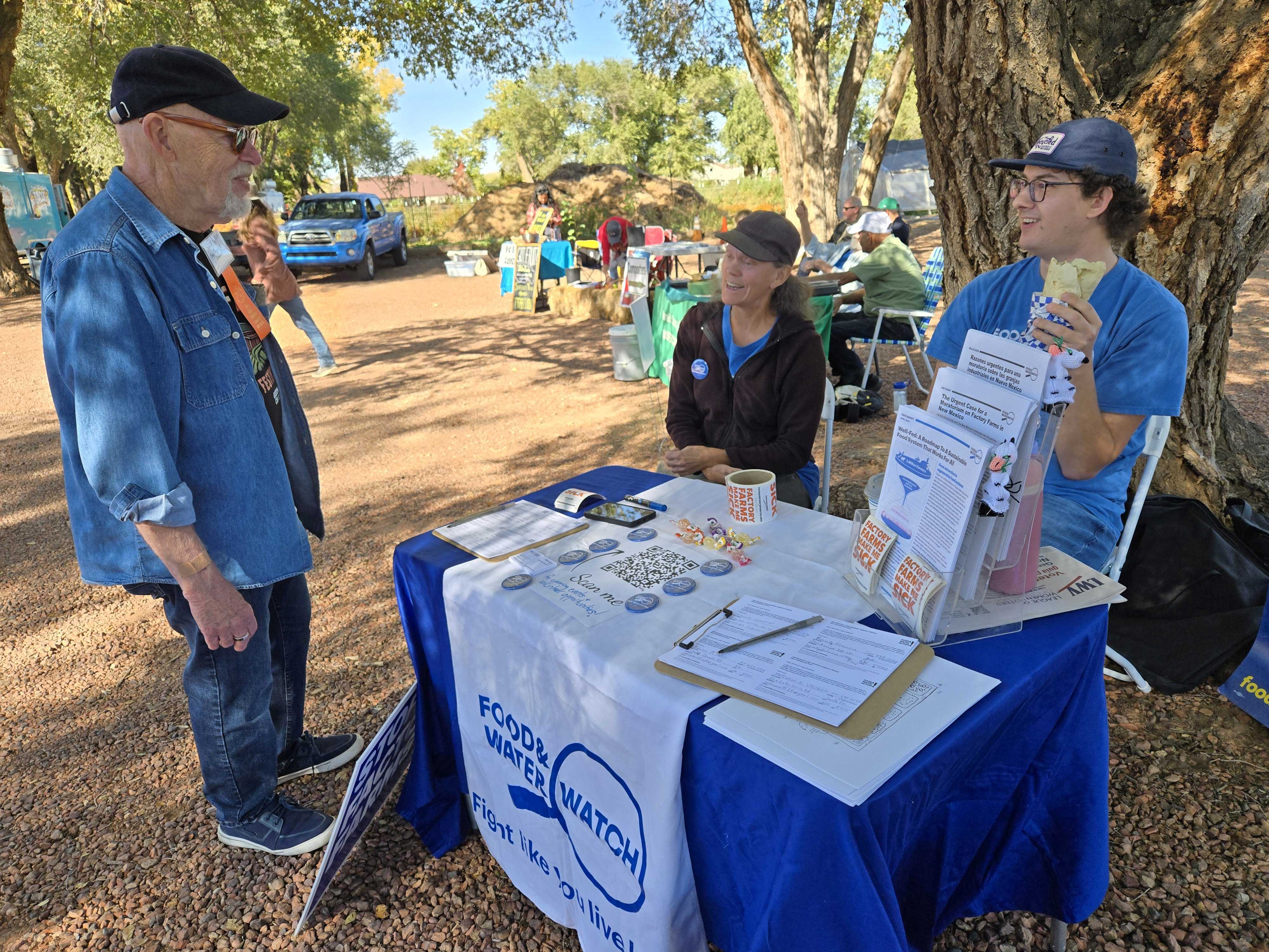 Albuquerque, NM: Tabling to Stop Factory Farms!
