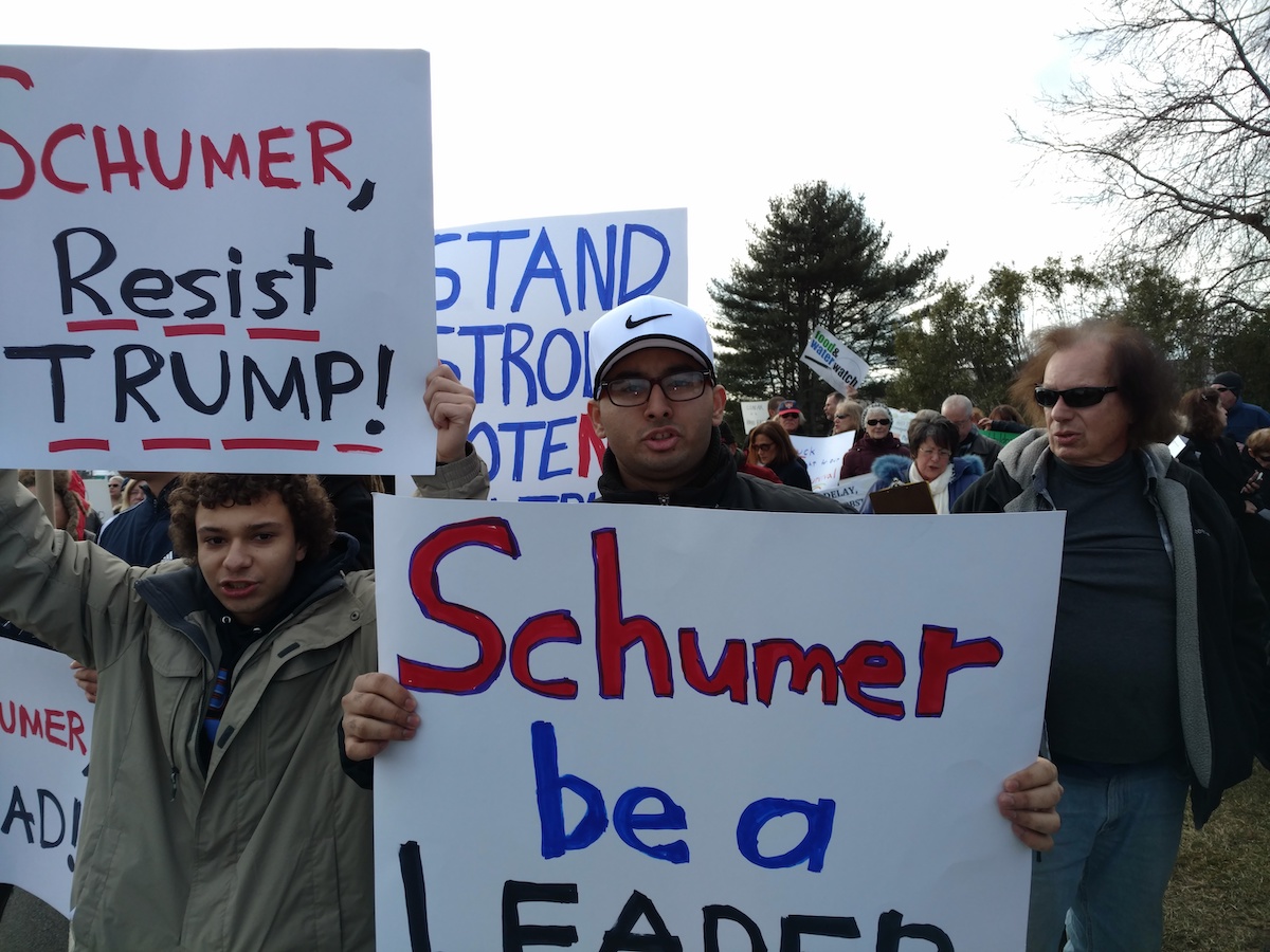 Melville, NY: Visit Senator Schumer: Stand Up for New York Against Trump!