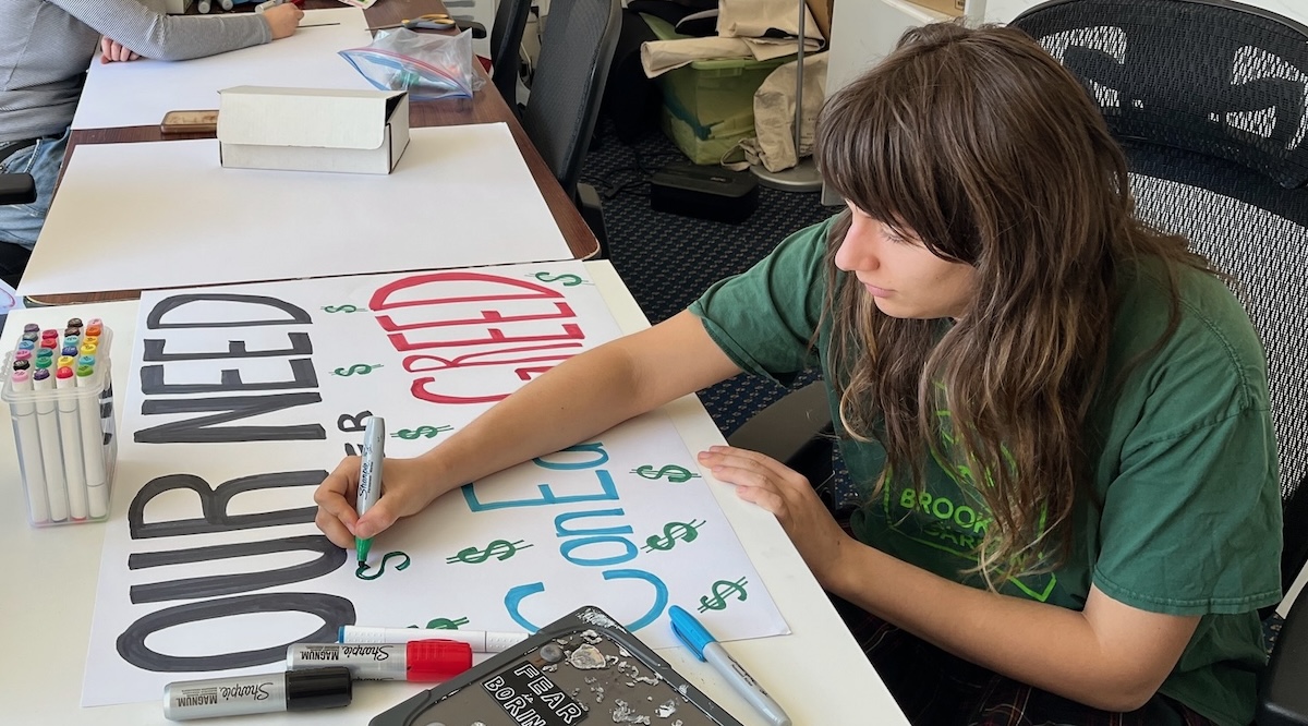 Brooklyn, NY: Art Build for Heat Pumps for All Rally
