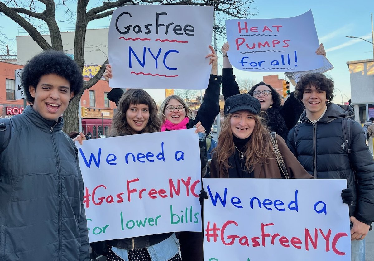 Brooklyn, NY: Petitioning for GasFreeNYC