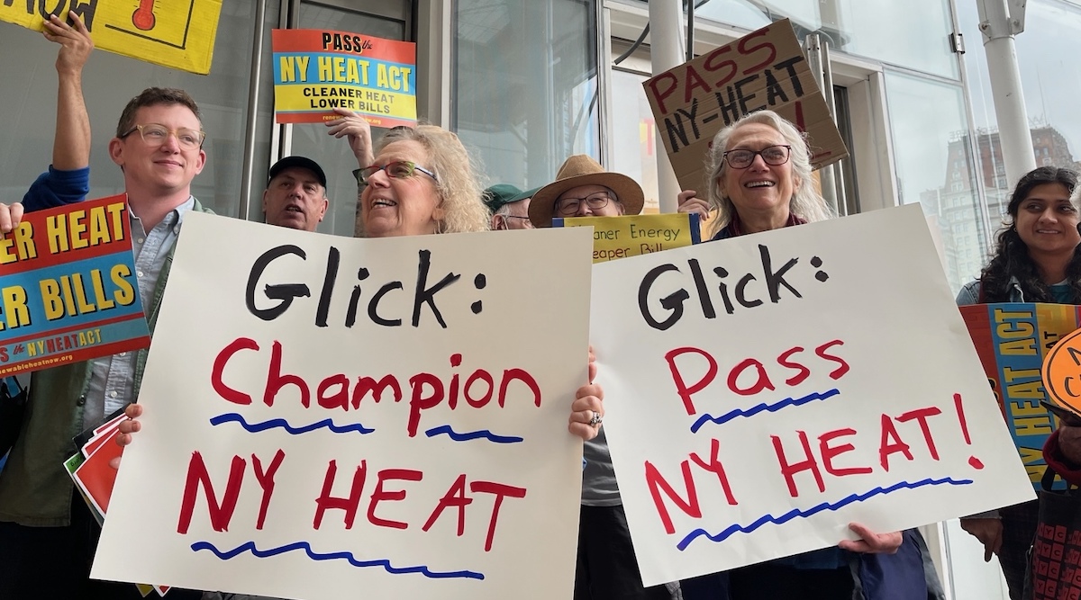 Greenwich Village, NY: Glick, Fight for NY HEAT leafletting