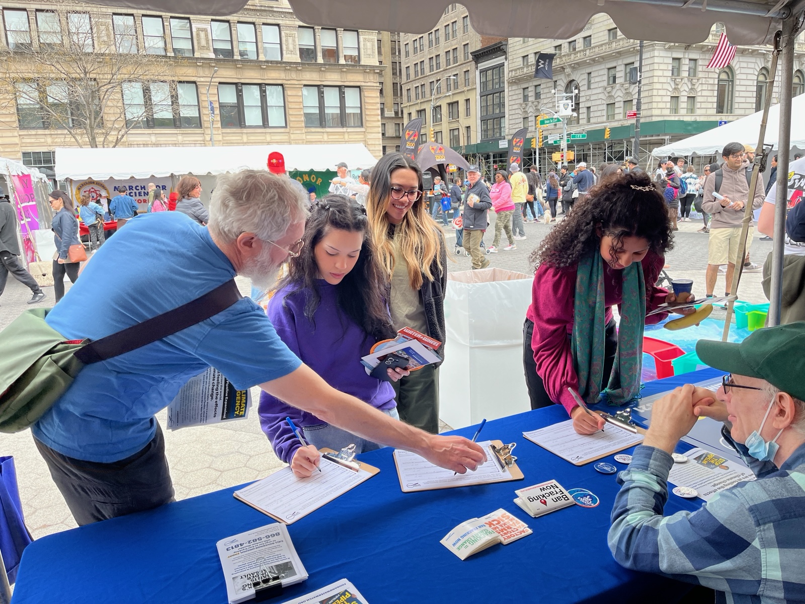 New York, NY: Earth Day Festival Tabling