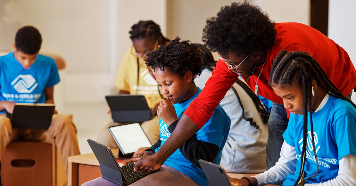 Education Assistants Mobilize Navigating the Fallout: Local Support and Solutions