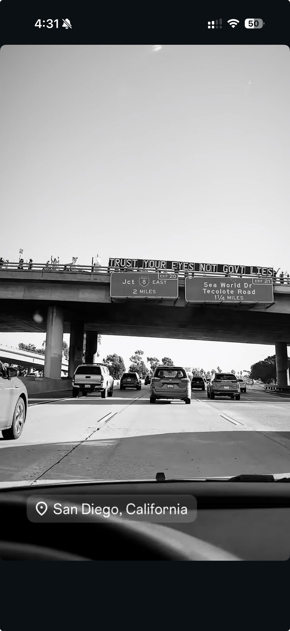 Clairemont Drive overpass at I-5
