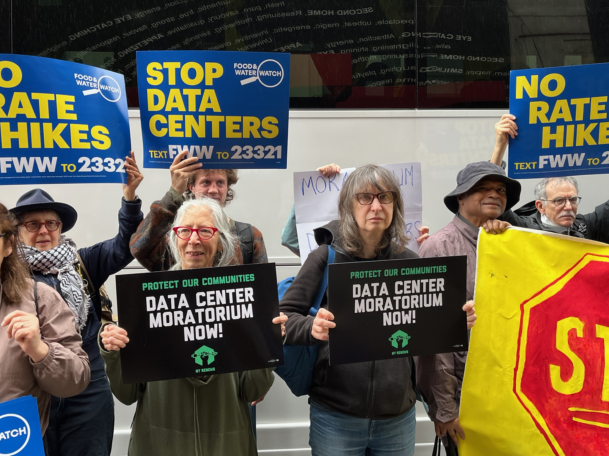 Long Island, NY: Lobby to Pass the Data Center Moratorium