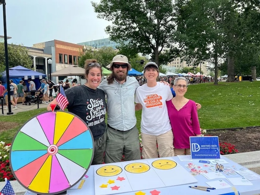 Tabling Team · Indivisible